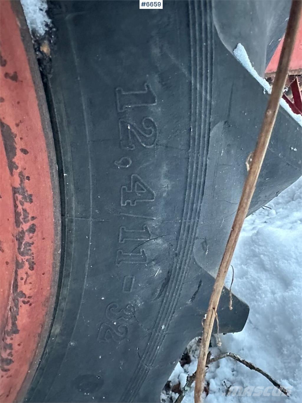 Volvo BM 430 Traktoriai