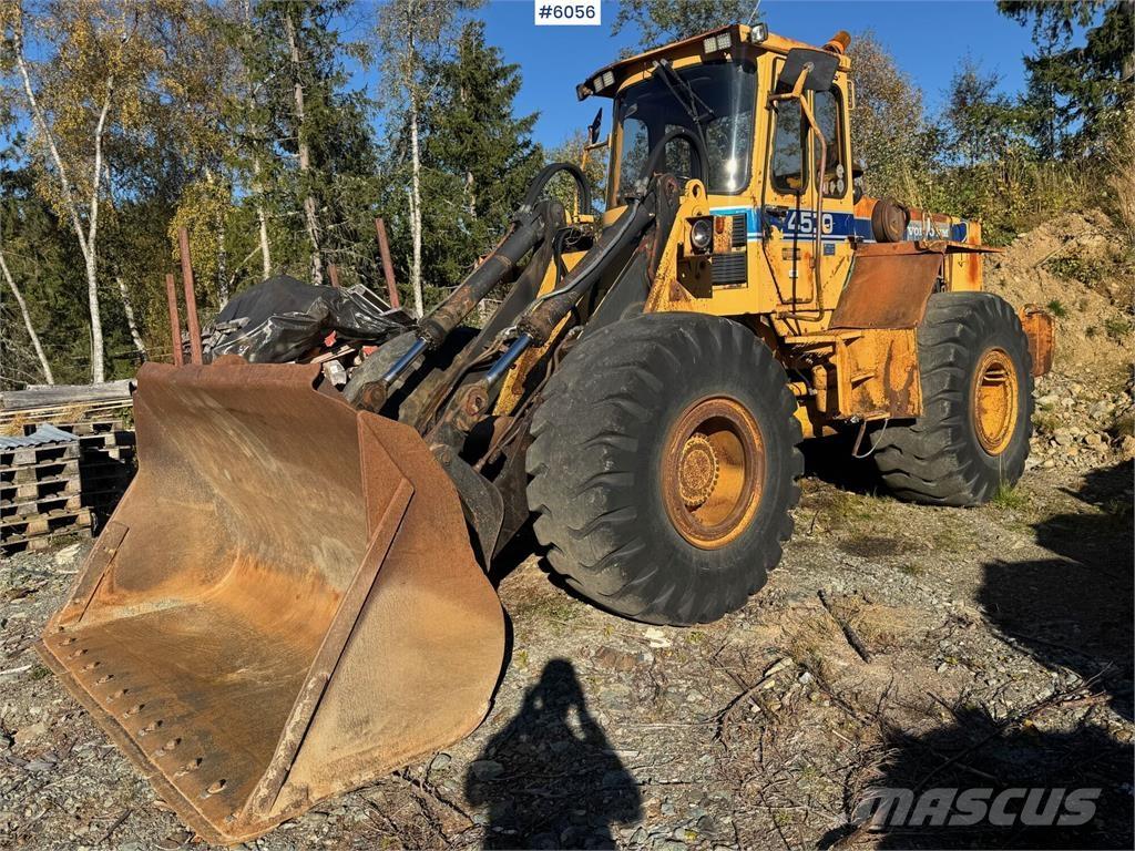 Volvo BM 4500 Naudoti ratiniai krautuvai