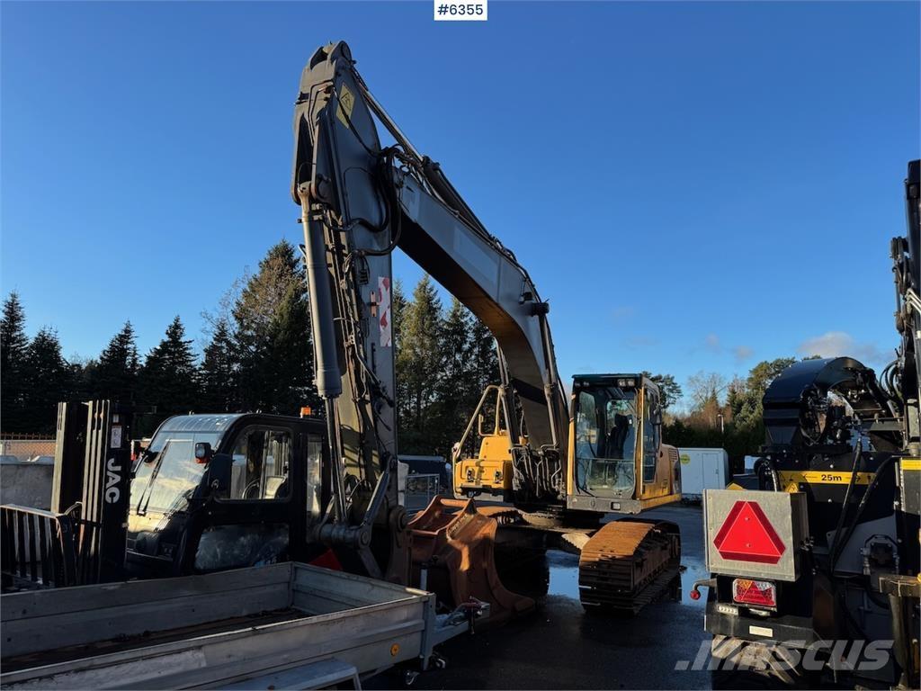 Volvo EC240BNLC Vikšriniai ekskavatoriai