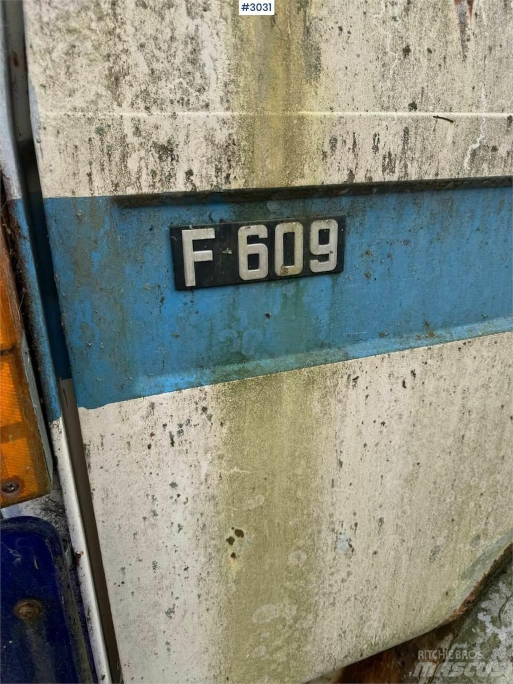 Volvo F 609 Kita