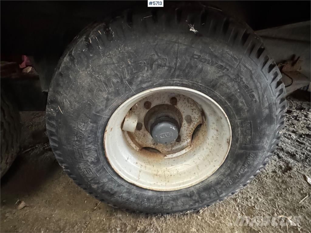 Weckman WS100 Savivartės priekabos