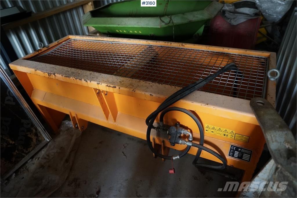  Westbjörn 2000 Sniego peiliai ir valytuvai