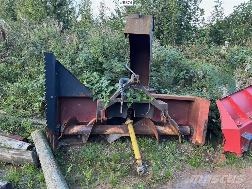  Westbjörn 2450 Sniego peiliai ir valytuvai