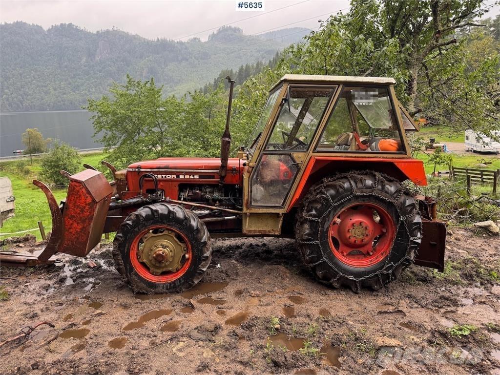 Zetor 5945 Traktoriai