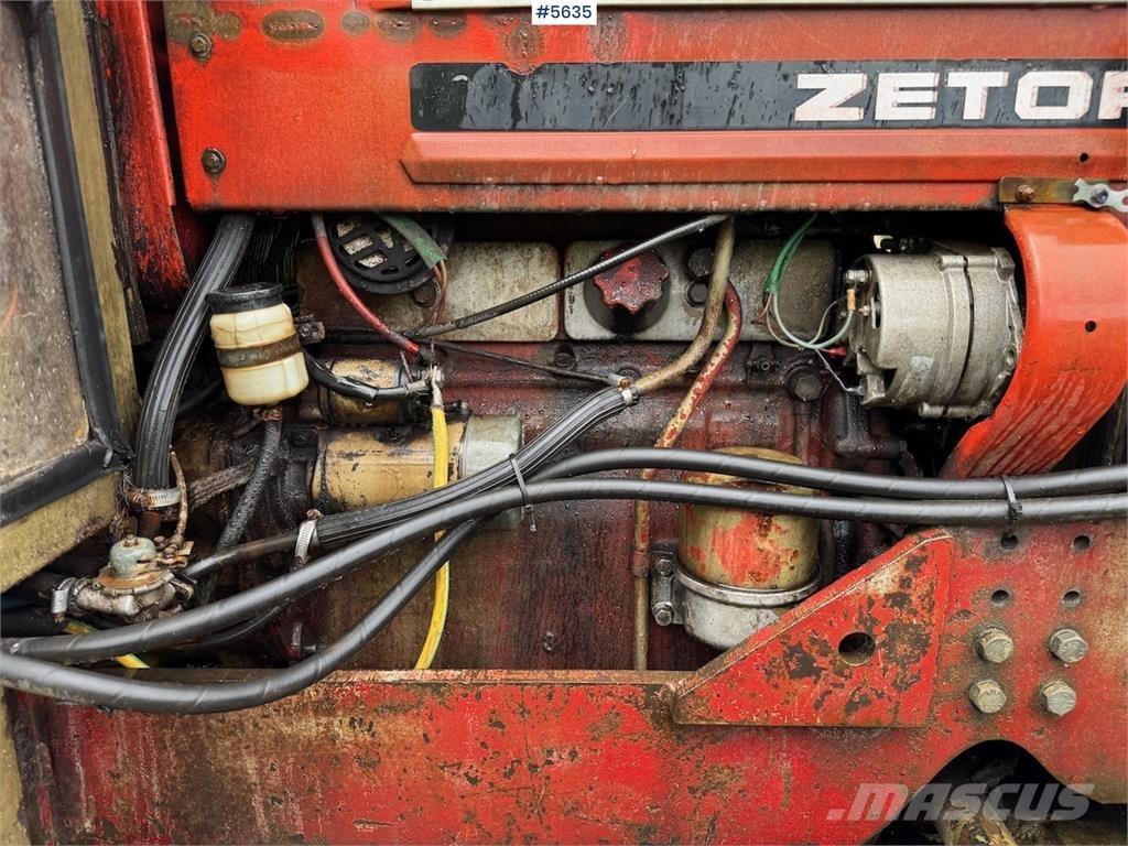 Zetor 5945 Traktoriai