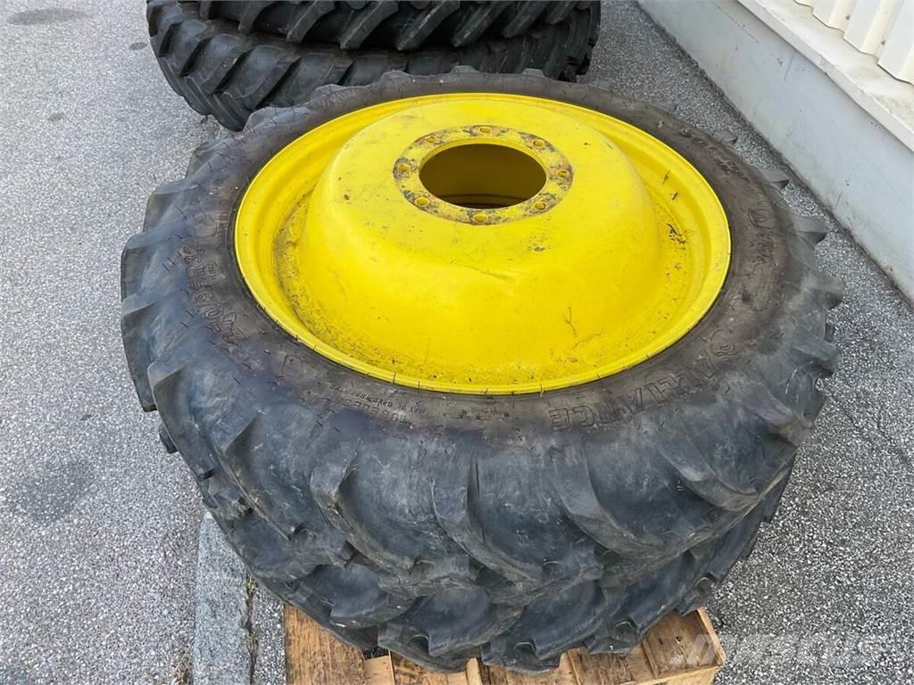  270/95R32 - 340/85R46 Padangos, ratai ir ratlankiai