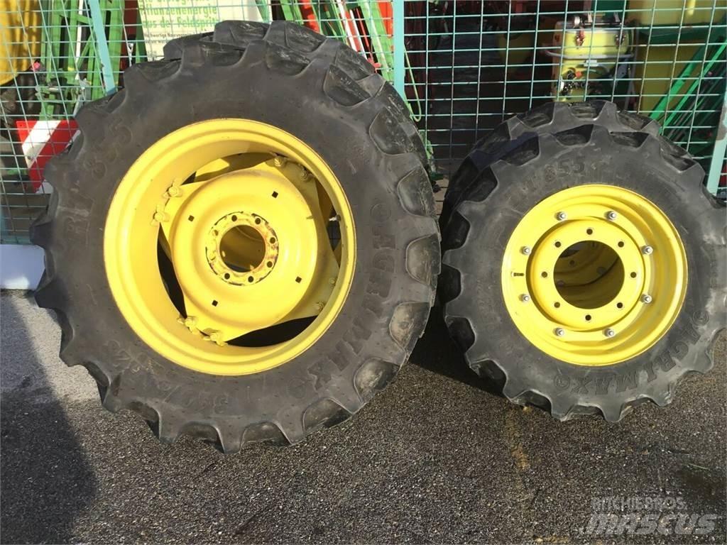  280/85R20 - 340/85R28 Padangos, ratai ir ratlankiai