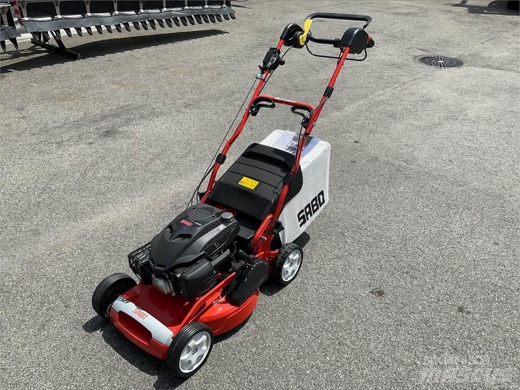  54- K Vario B Visuotinės / bendrosios paskirties automobiliai