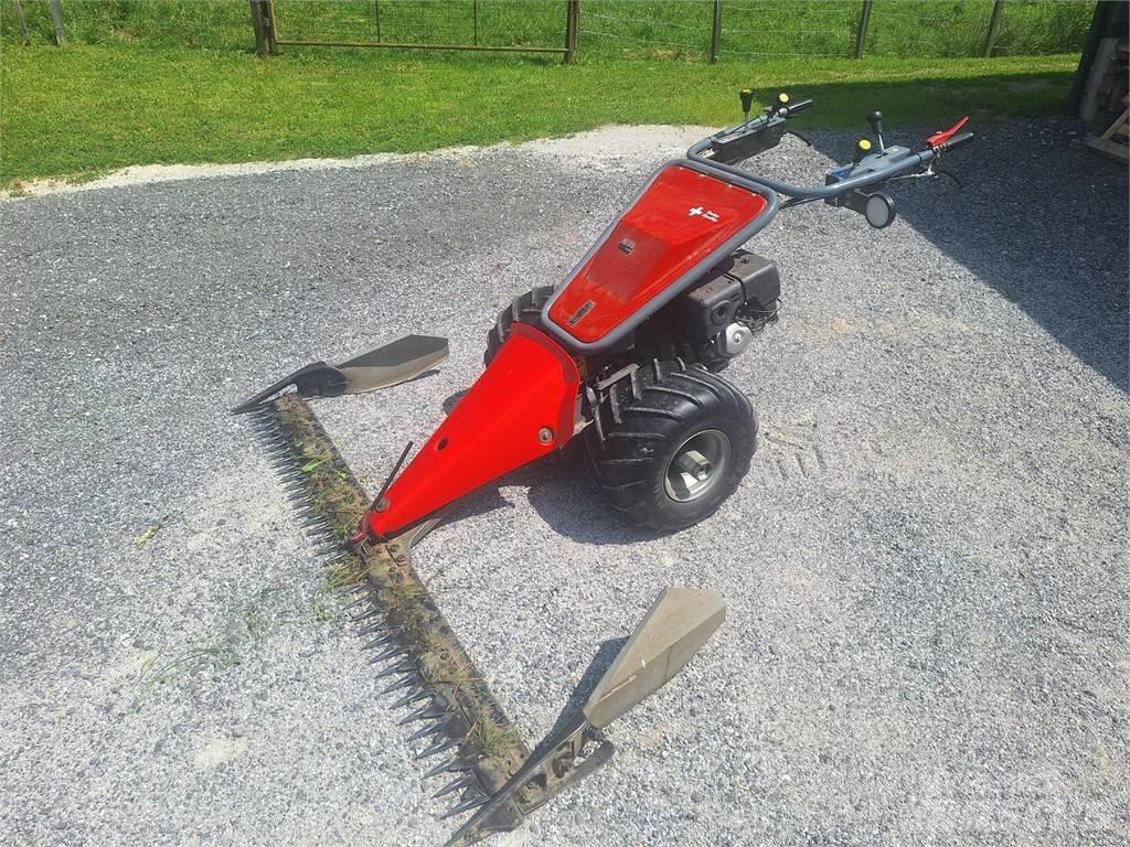 Aebi CC 26 Sodo traktoriukai-vejapjovės