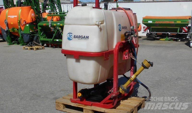Bargam 600 Prikabinami purkštuvai
