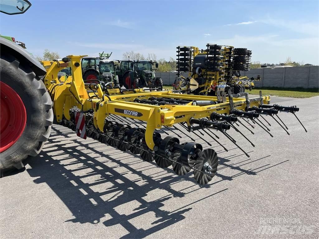 Bednar PN Kita sėjamoji technika ir jų priedai