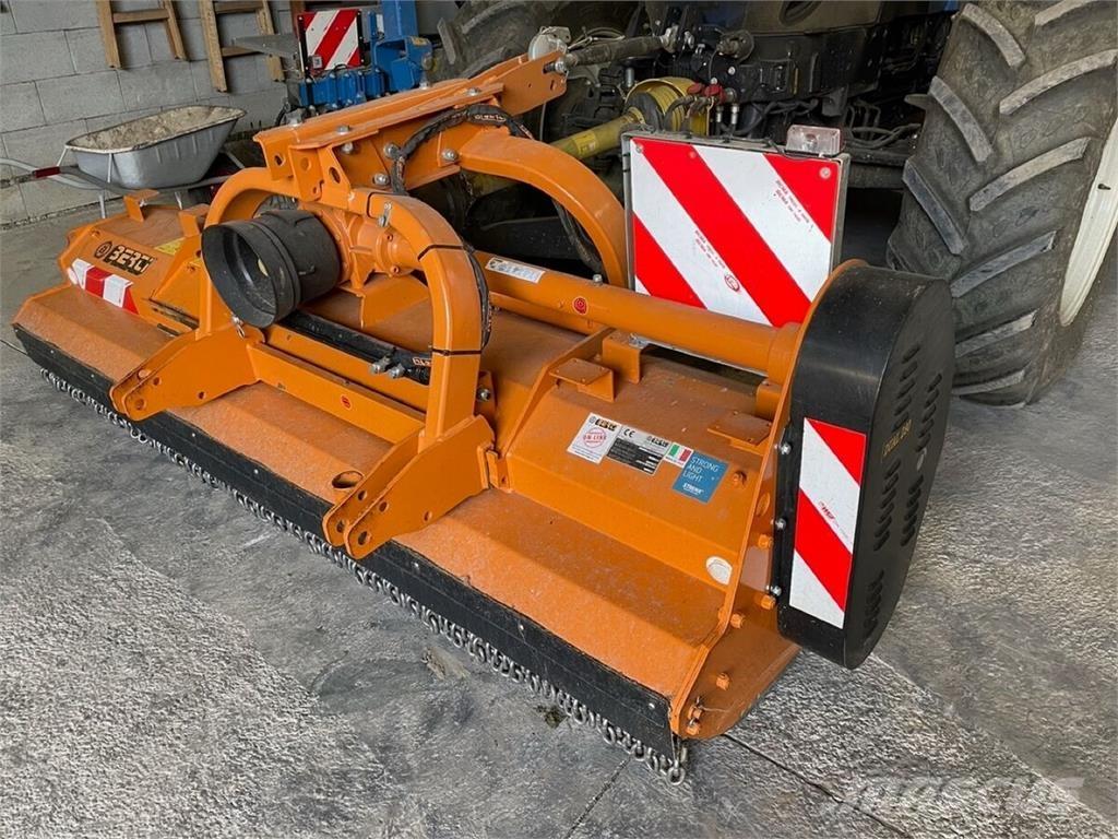 Berti Dual 280 Ganyklų šienapjovės / rėžtuvės