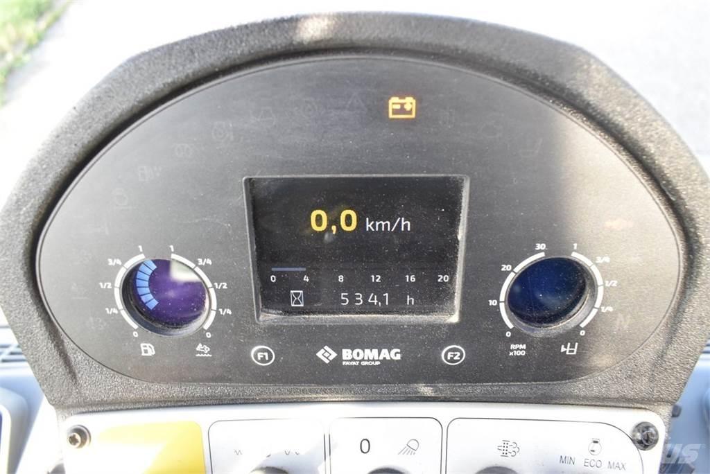 Bomag BW177D-5 Kiti volai