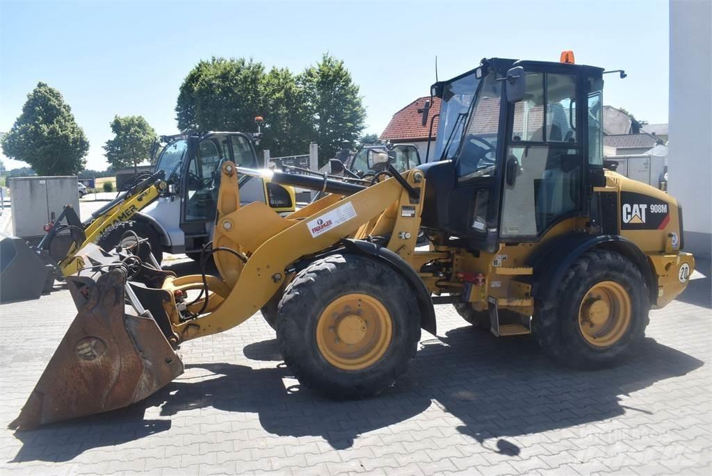 CAT 908M Naudoti ratiniai krautuvai