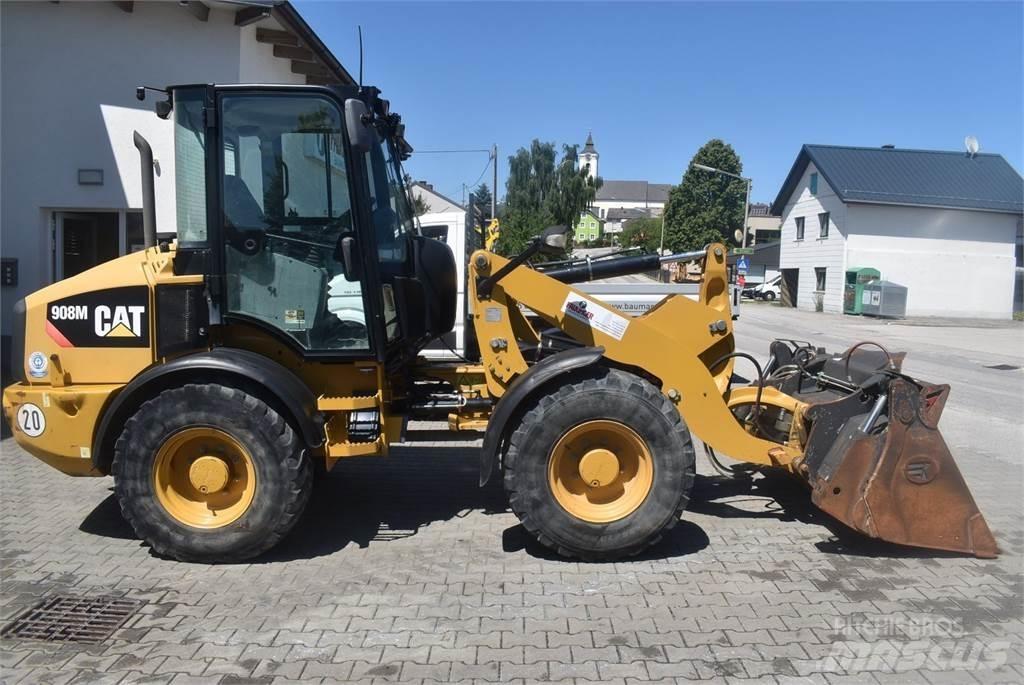 CAT 908M Naudoti ratiniai krautuvai