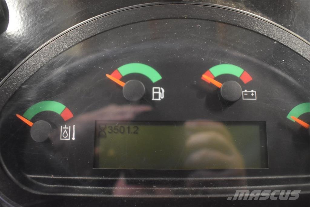 CAT 908M Naudoti ratiniai krautuvai