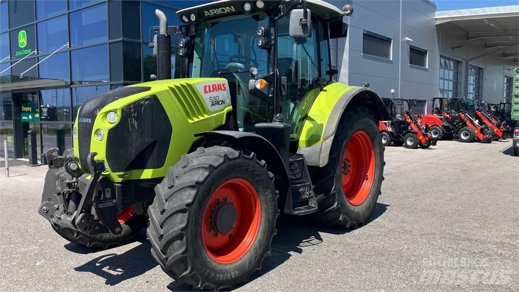 CLAAS ARION 530 Traktoriai