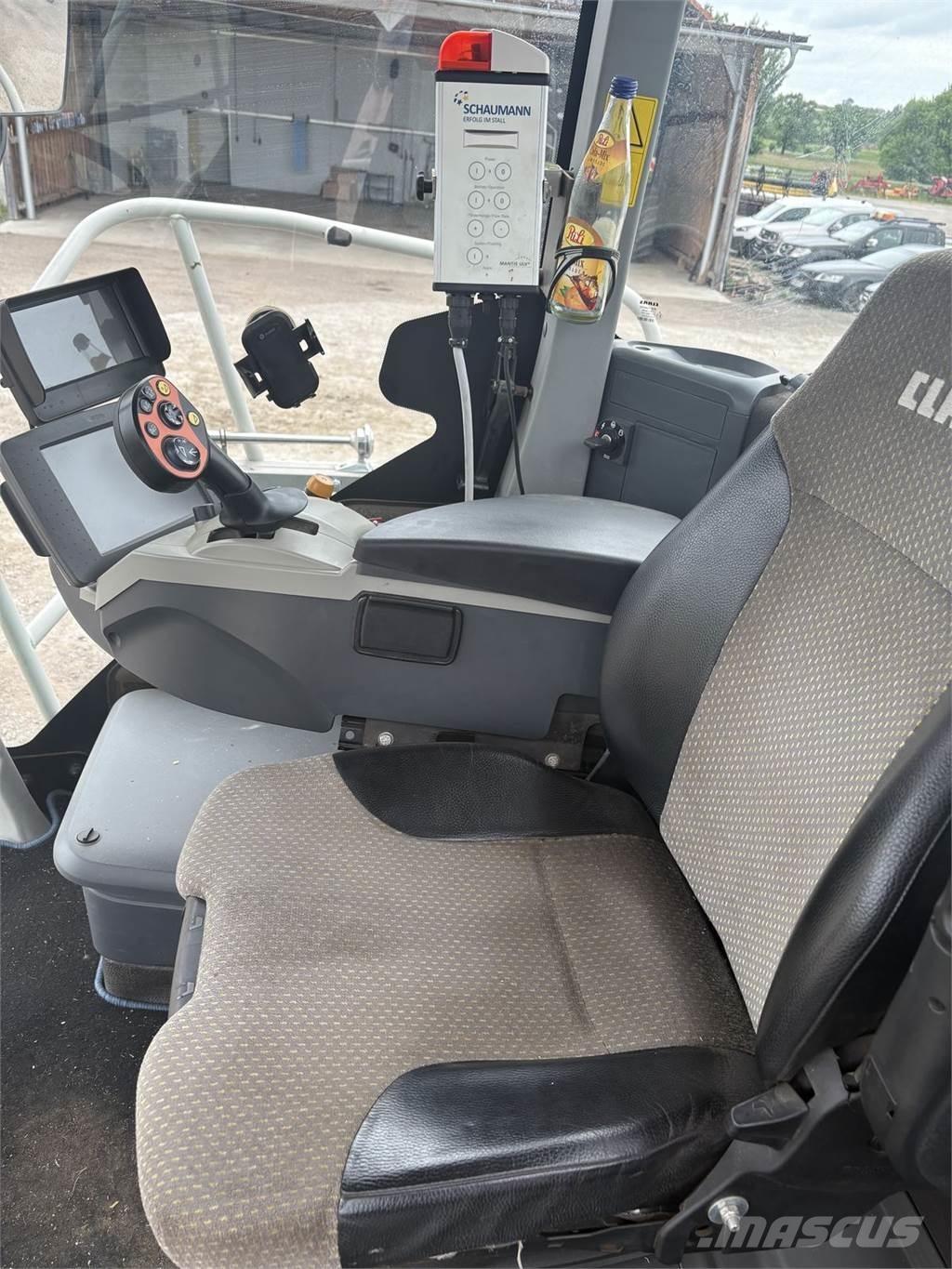 CLAAS Jaguar 960 Pašarų kombainai