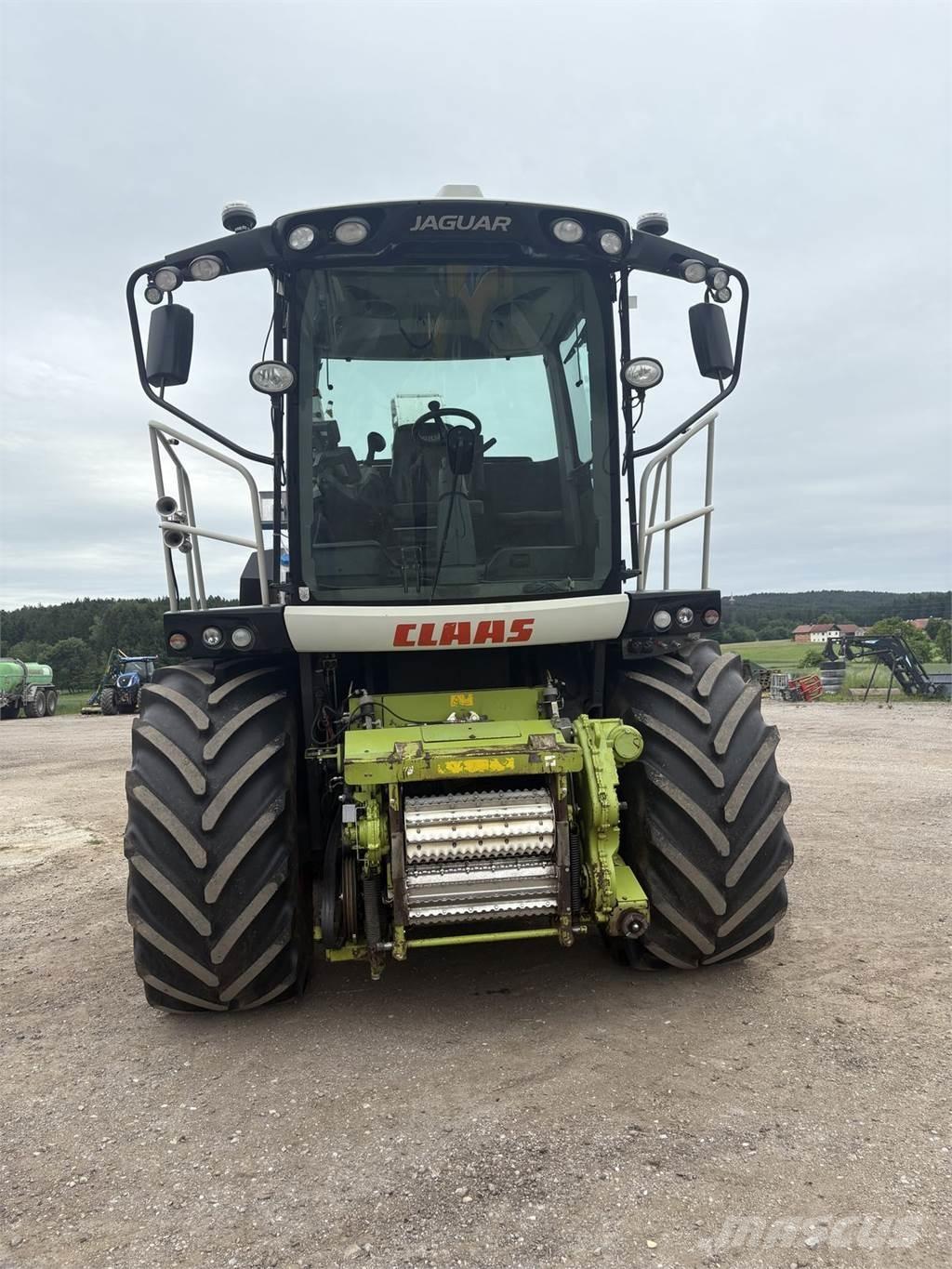 CLAAS Jaguar 960 Pašarų kombainai