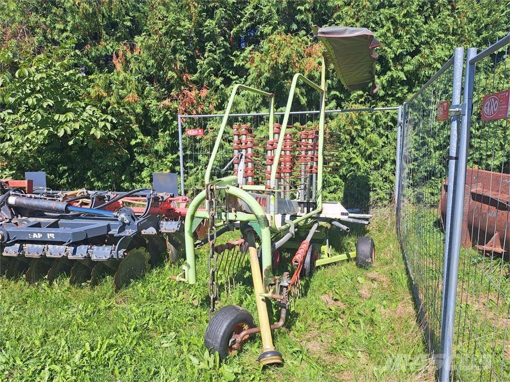 CLAAS Liner 430 Grunto gramdymo technika
