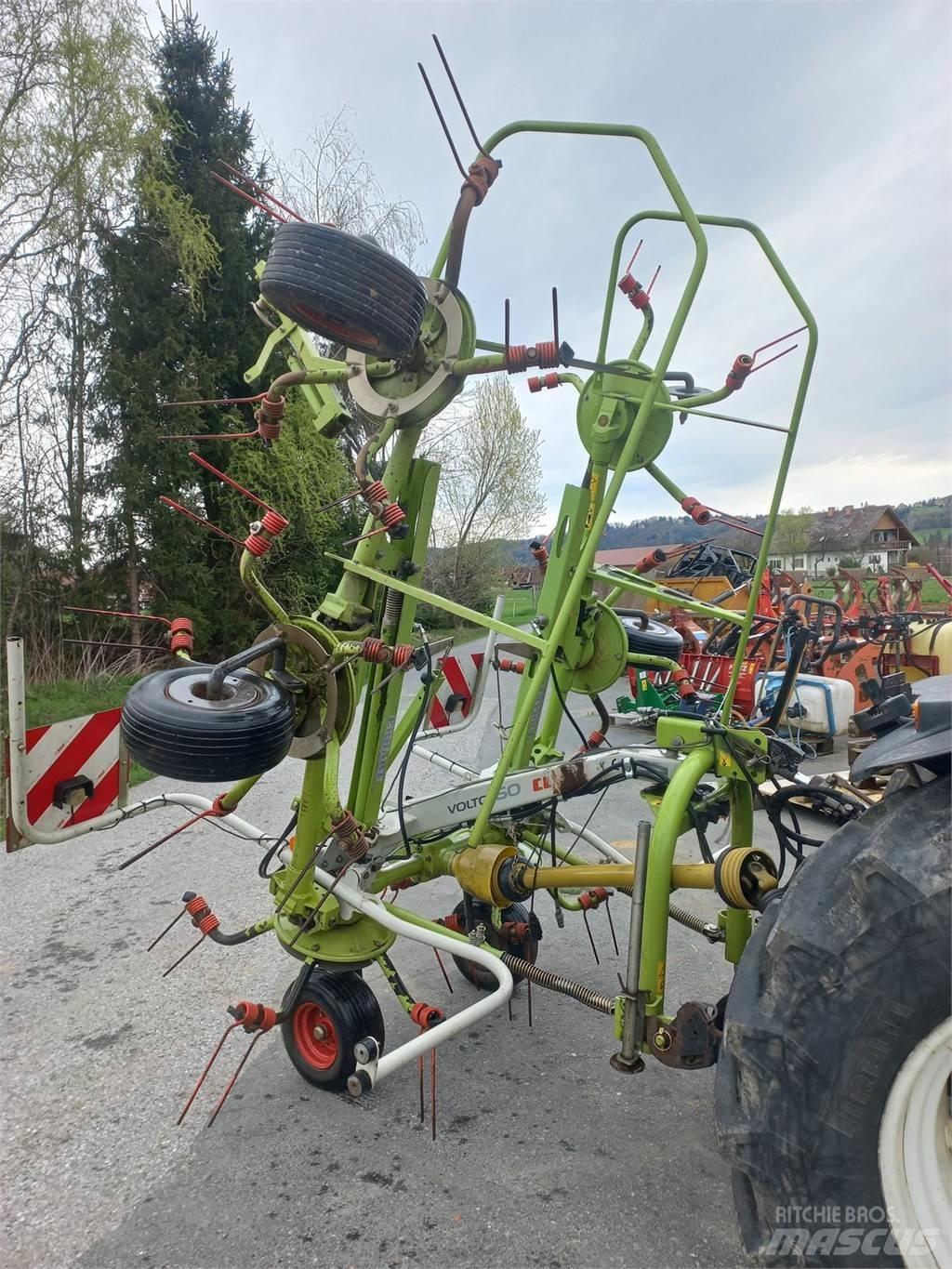 CLAAS Volto 600 Šieno grėbliai ir vartytuvai