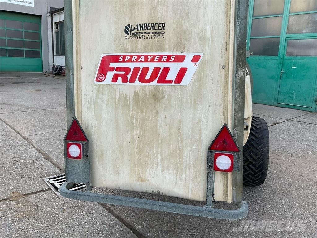  DIA TWIN 2000 Prikabinami purkštuvai