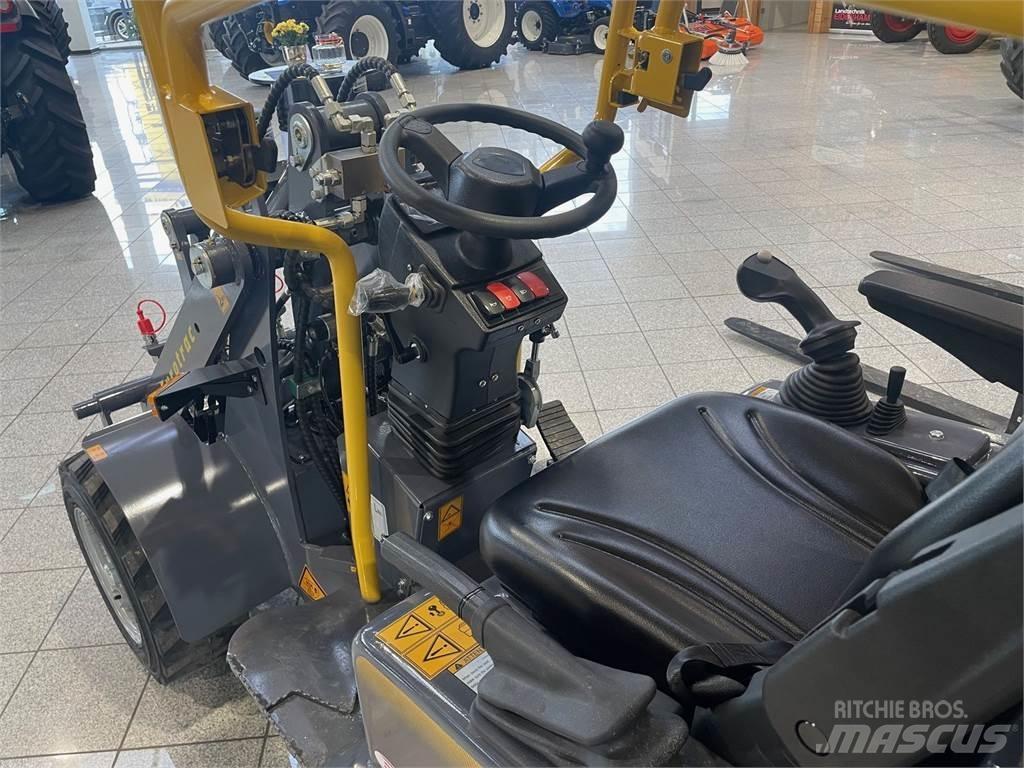 Eurotrac W10 Frontaliniai krautuvai ir ekskavatoriai