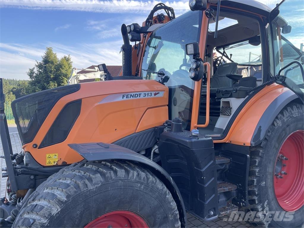 Fendt 313 Vario Traktoriai