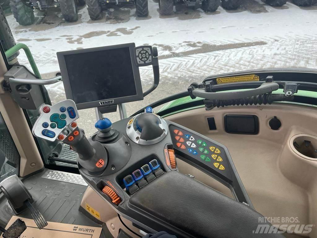 Fendt 718 Vario Traktoriai