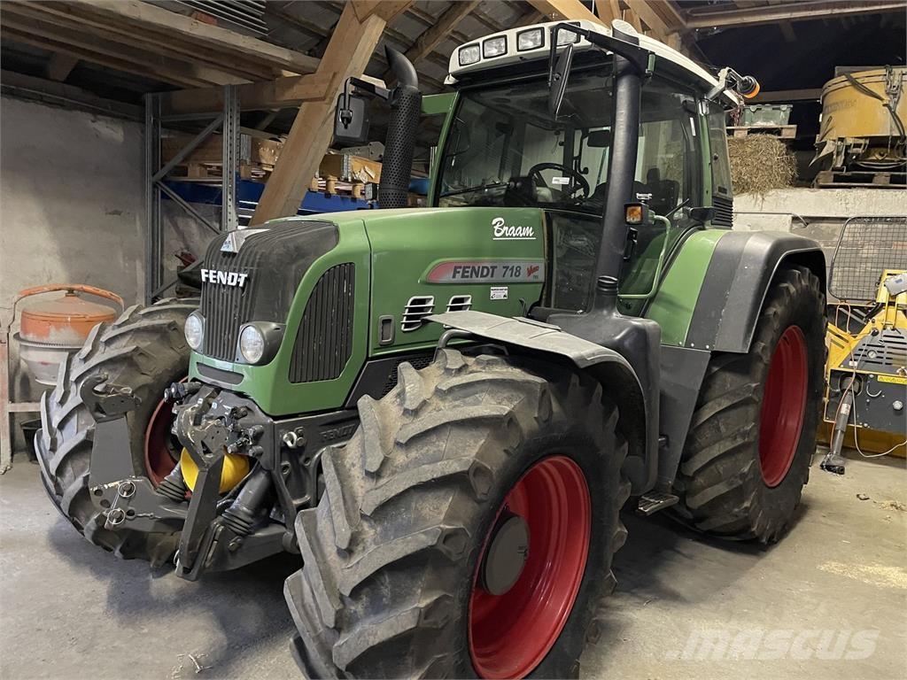 Fendt 718 Vario Traktoriai