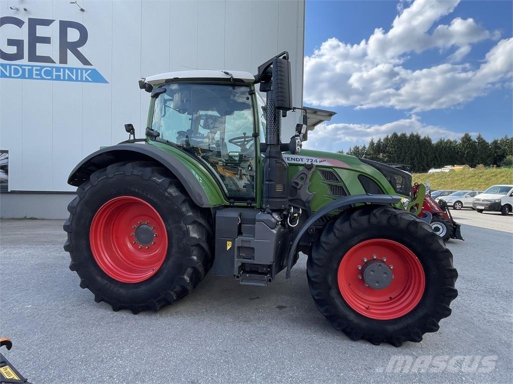 Fendt 724 Vario Traktoriai