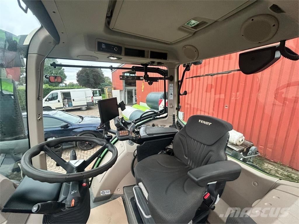 Fendt 724 Vario Traktoriai