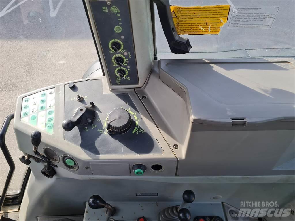 Fendt Favorit 818 Traktoriai