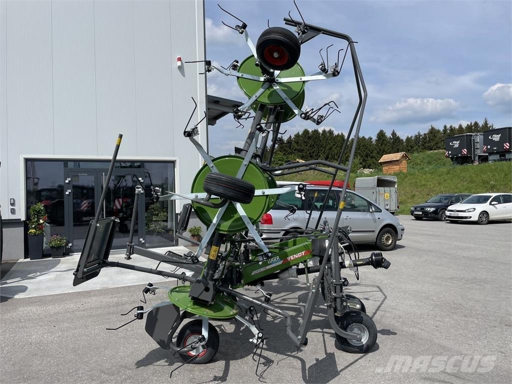 Fendt Lotus 770 Šieno grėbliai ir vartytuvai