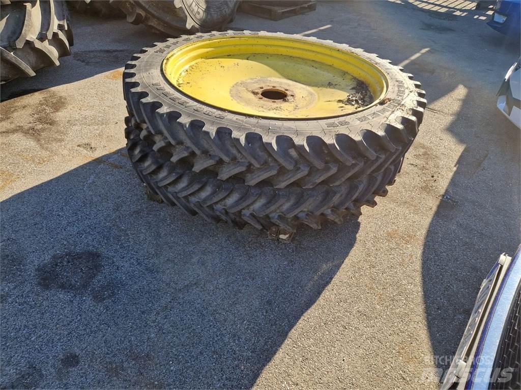 Firestone 230/95R44 Padangos, ratai ir ratlankiai
