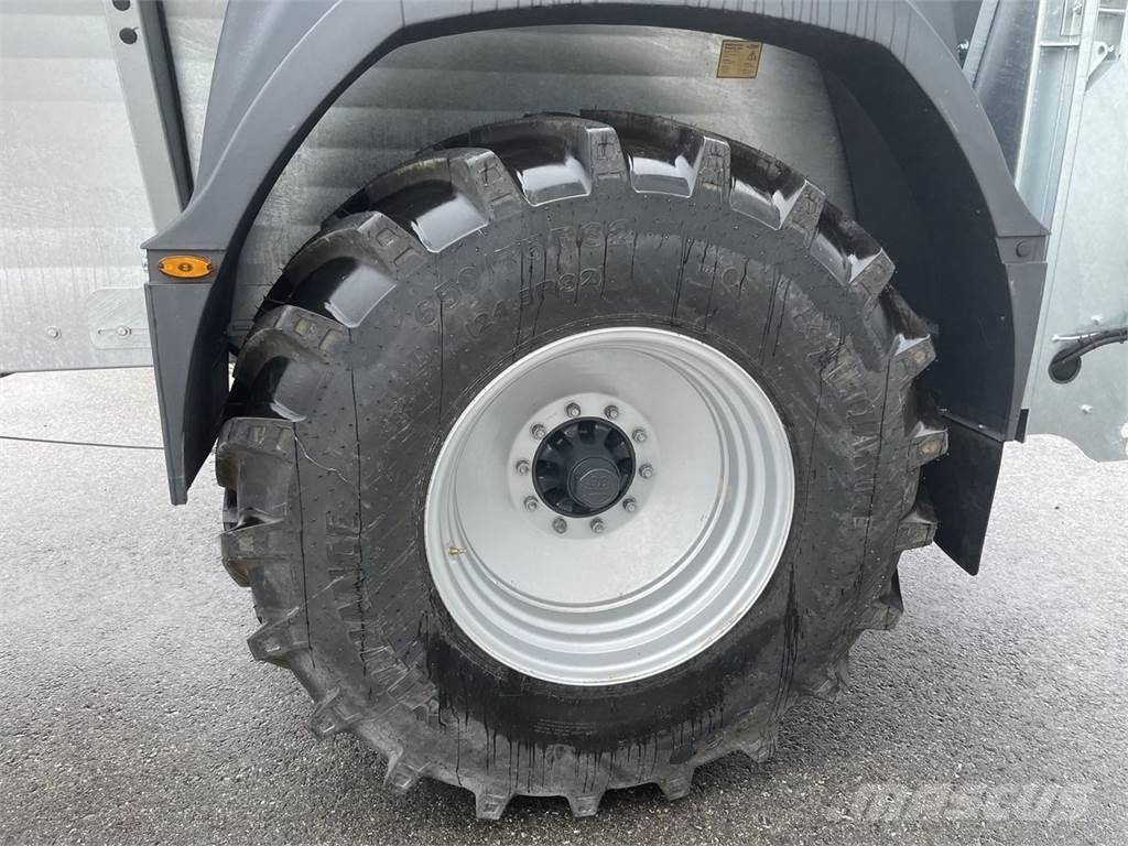 Fliegl ADS 120 Mėšlo barstytuvai