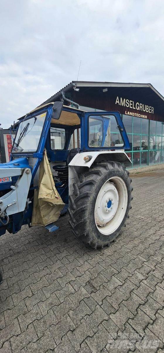 Ford 4000 Traktoriai