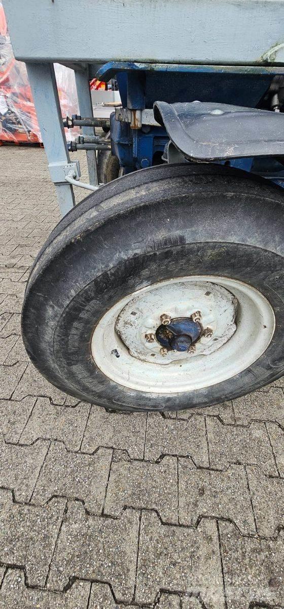 Ford 4000 Traktoriai