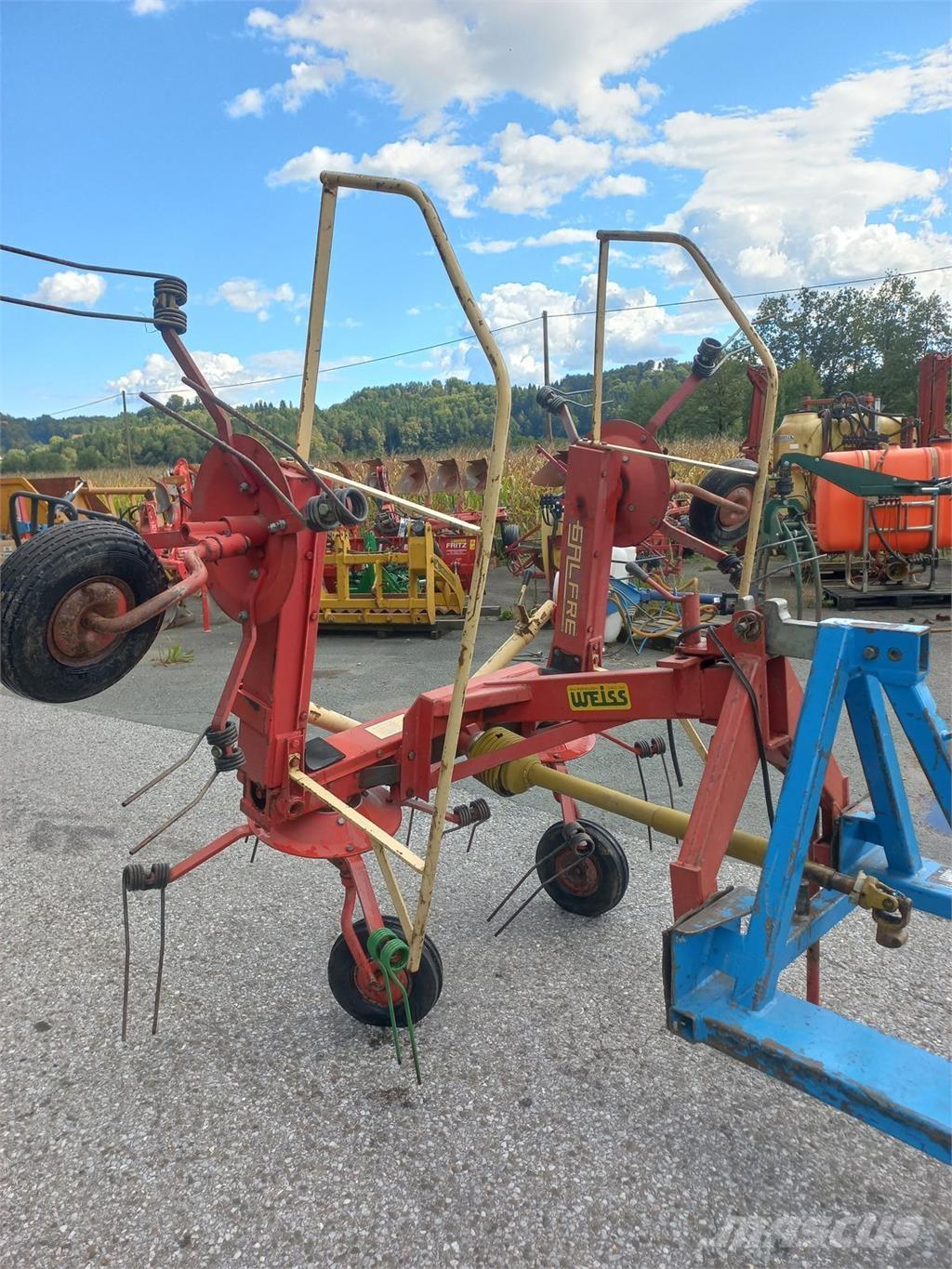 Galfre 450 Šieno grėbliai ir vartytuvai