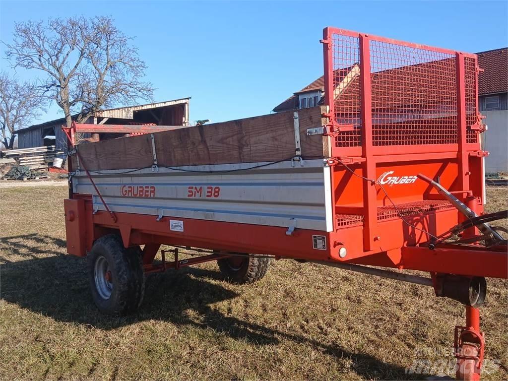 Gruber SM 380 Mėšlo barstytuvai