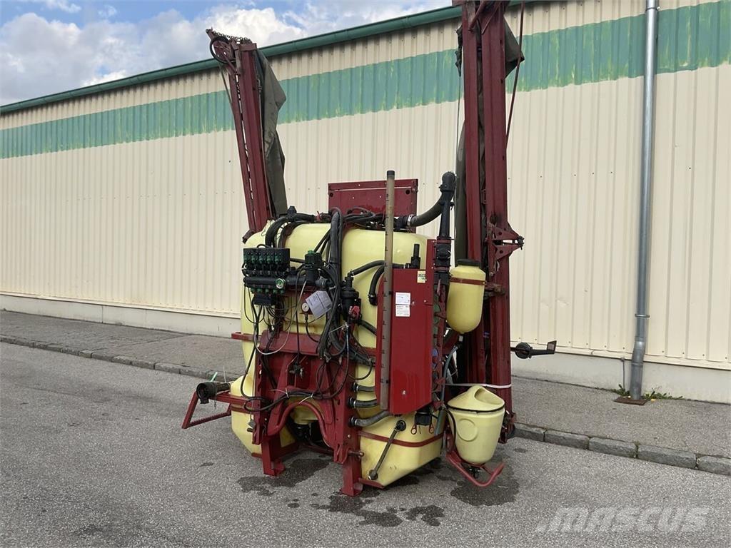 Hardi Master 1200 Prikabinami purkštuvai