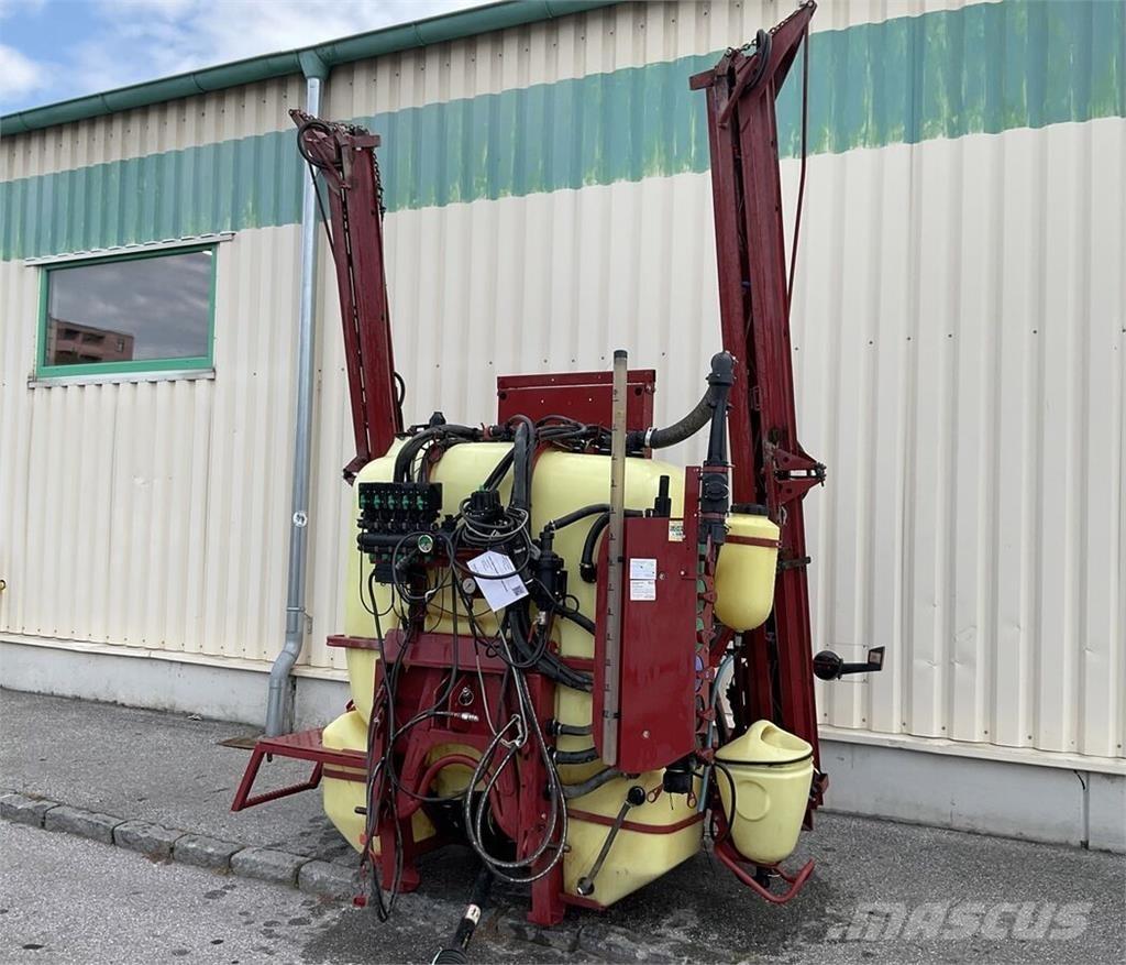 Hardi Master 1200 Prikabinami purkštuvai