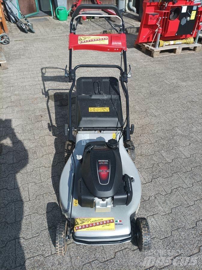 Honda HT 57 SH Sodo traktoriukai-vejapjovės