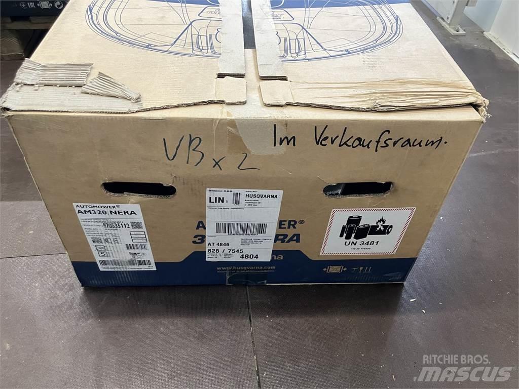 Husqvarna 320 NERA Sodo traktoriukai-vejapjovės