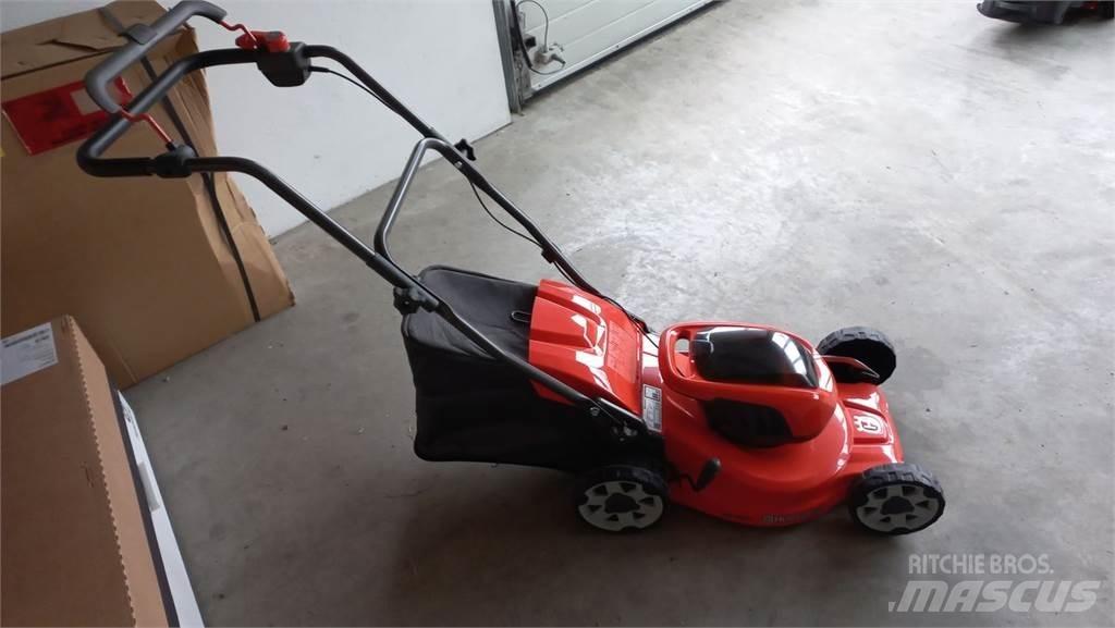 Husqvarna LC 137i Sodo traktoriukai-vejapjovės