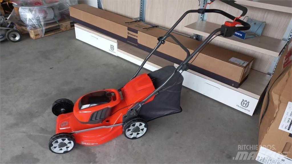 Husqvarna LC 137i Sodo traktoriukai-vejapjovės