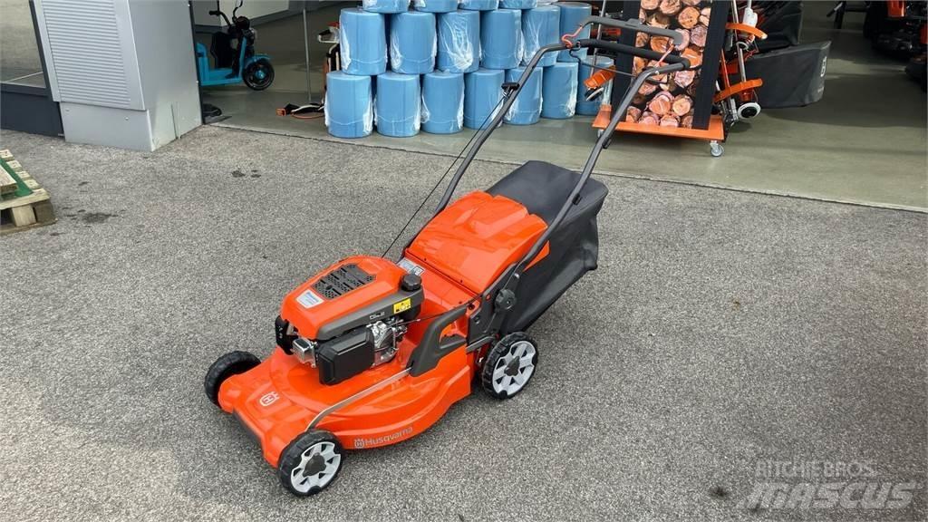 Husqvarna LC 253S Sodo traktoriukai-vejapjovės