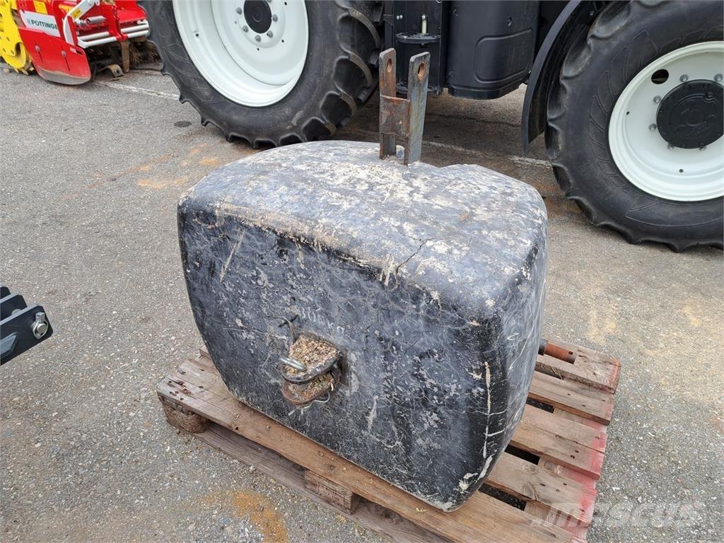 Hydrac 800 kg Kiti naudoti traktorių priedai