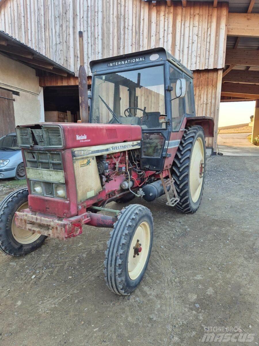 IHC 955 Traktoriai