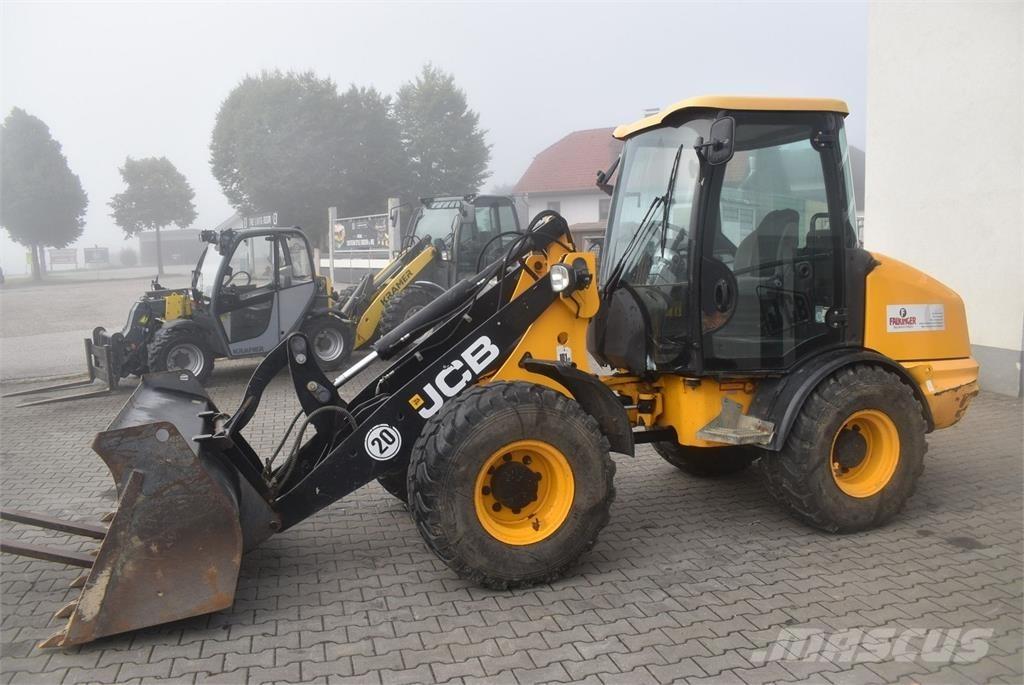 JCB 406 Naudoti ratiniai krautuvai